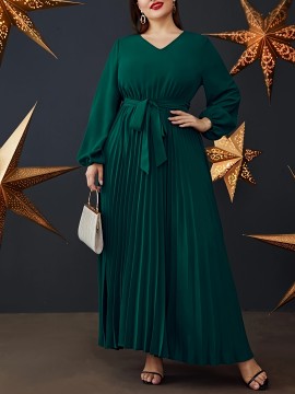 Elegant • Plus Size Women's Emerald Green Maxi Dress • Highquality Material, Non-Stretchy, Formal & Everyday, Machine Washable